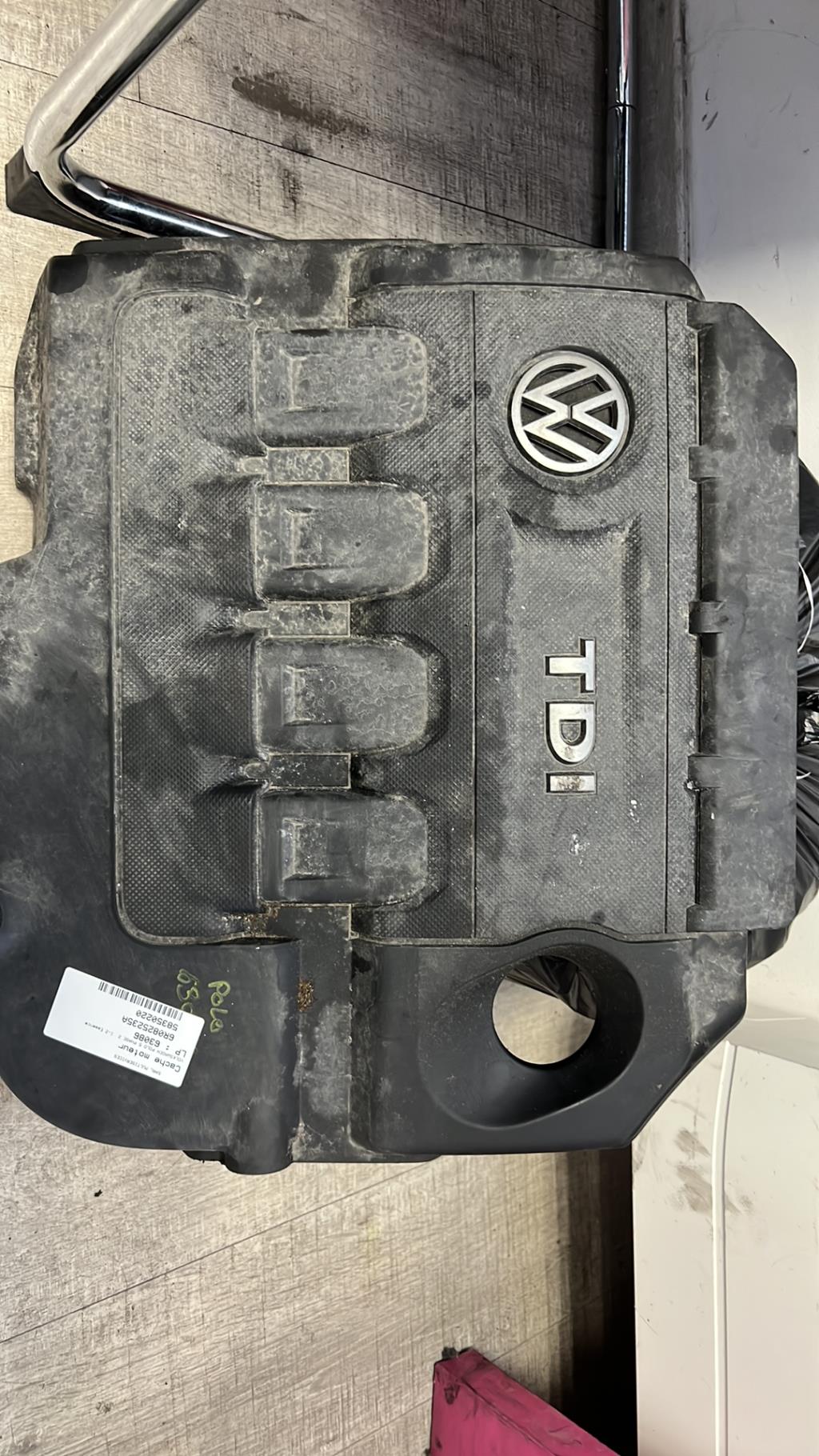 Cache moteur  VOLKSWAGEN POLO 5 PHASE 2 Essence - 1