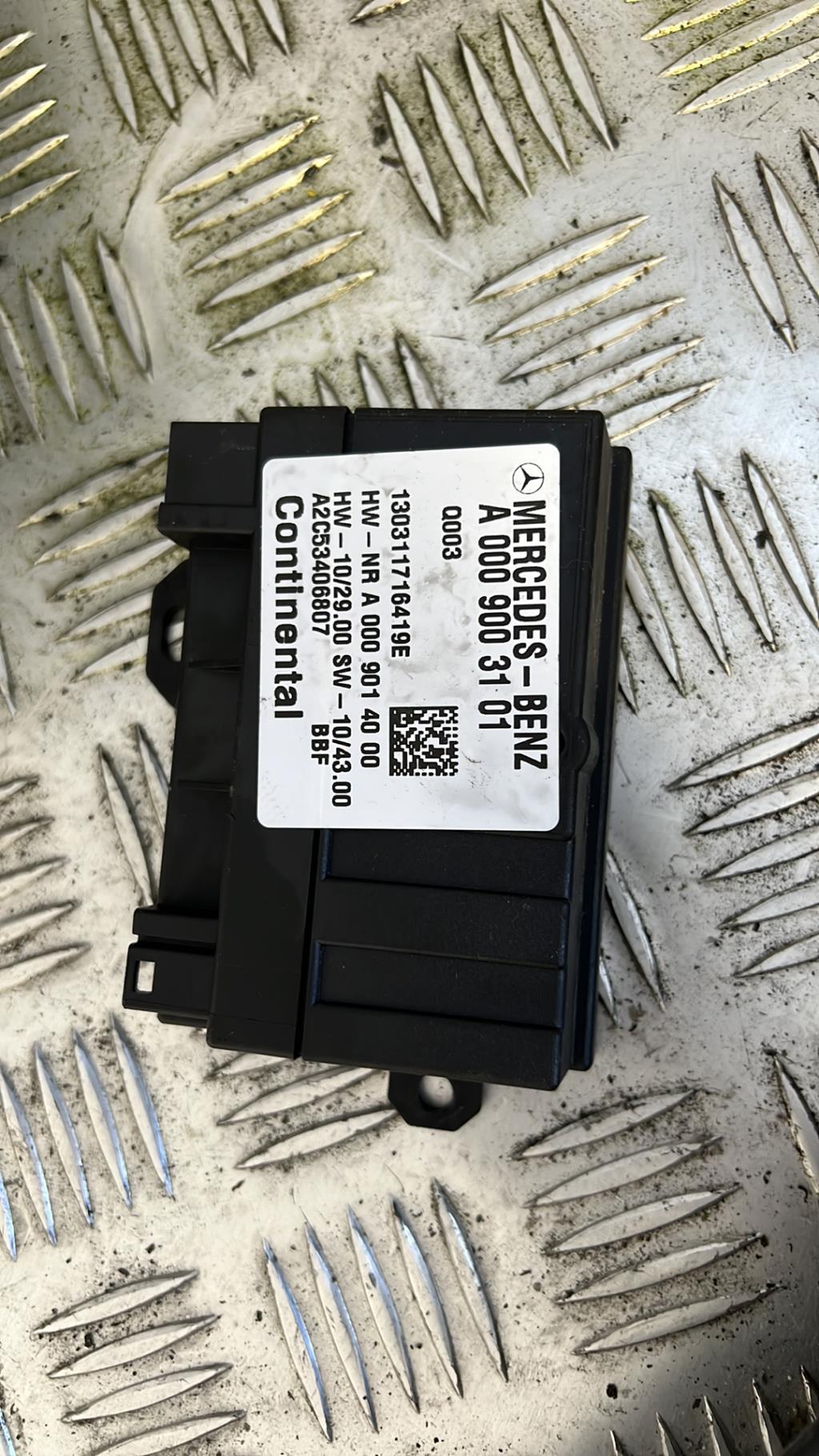 Calculateur MERCEDES SPRINTER 2 PHASE 1 Diesel - 1