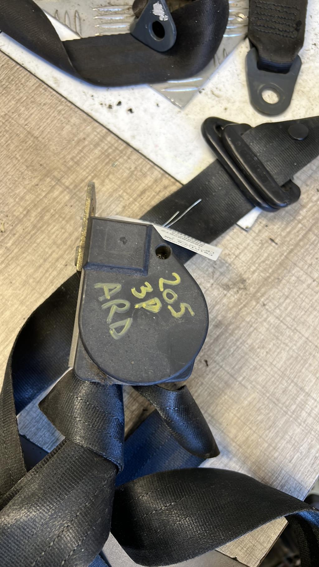 Cintura di sicurezza posteriore destra PEUGEOT 205 PHASE 2  - 1