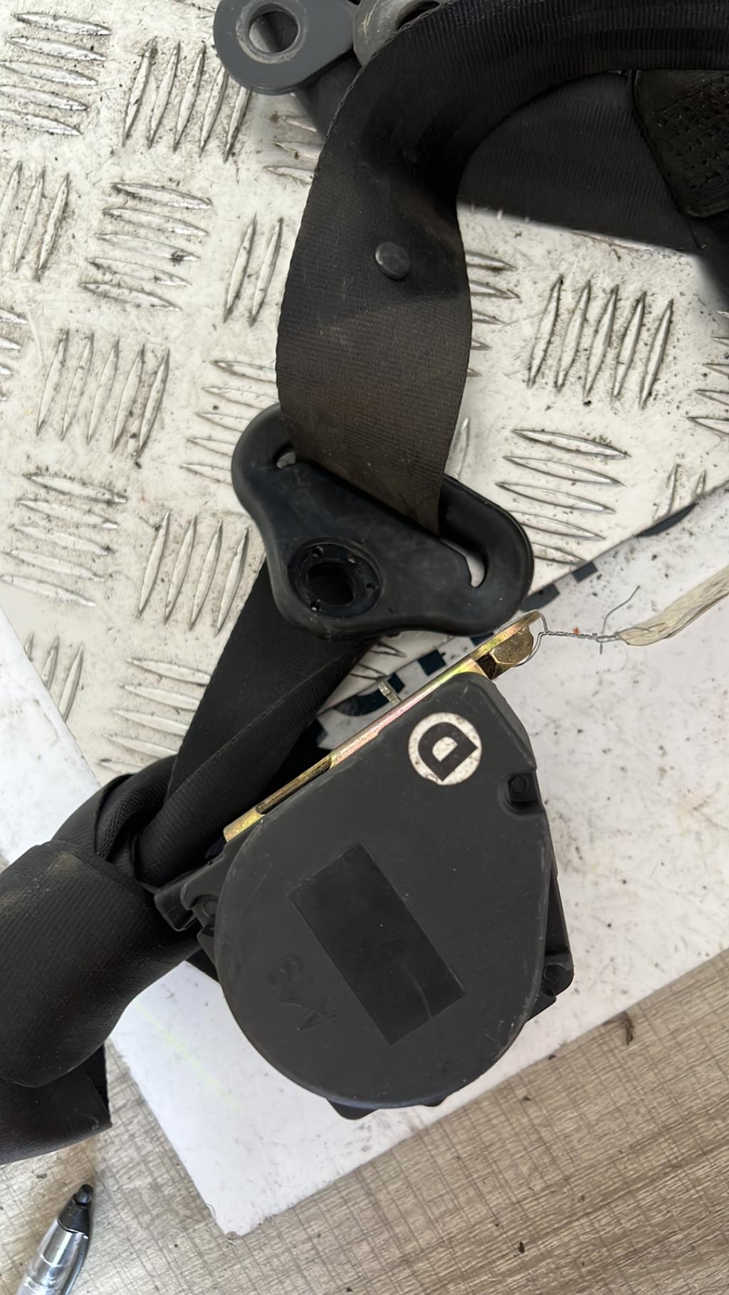Cintura di sicurezza posteriore destra PEUGEOT 206 PHASE 1 Gasolina - 1