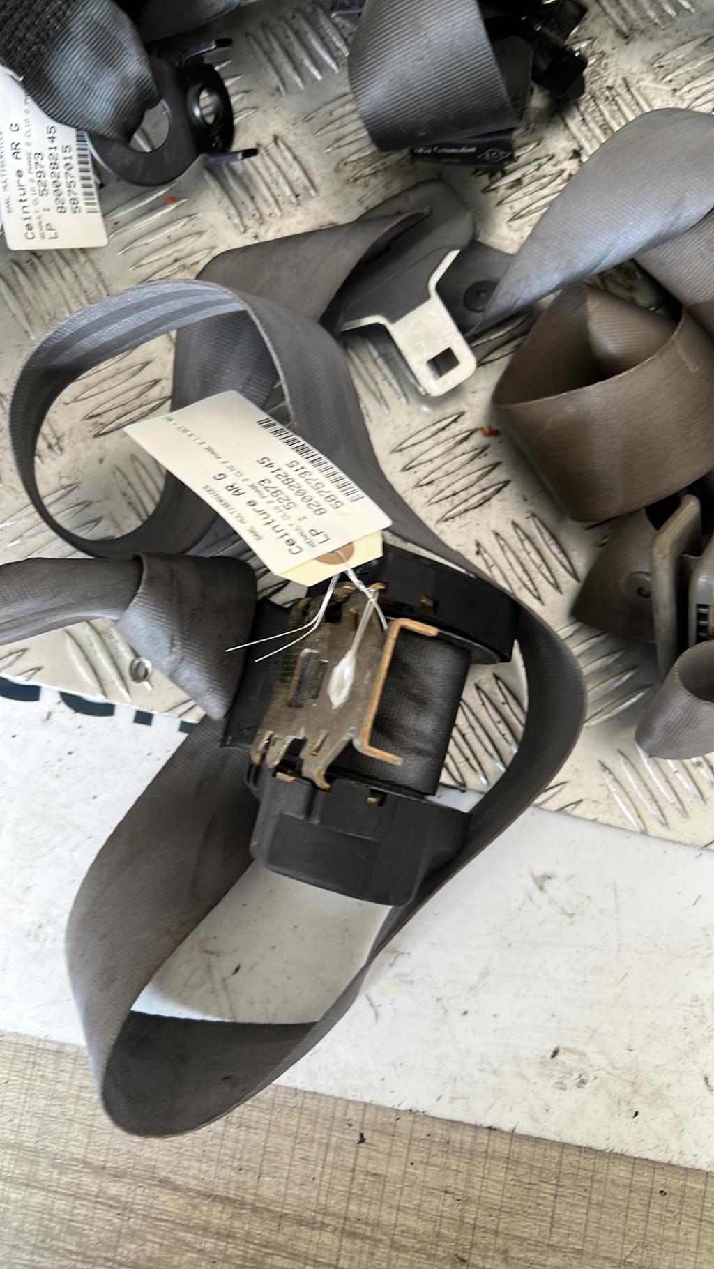 Cintura di sicurezza posteriore sinistra RENAULT CLIO 2 PHASE 2 Diésel - 1