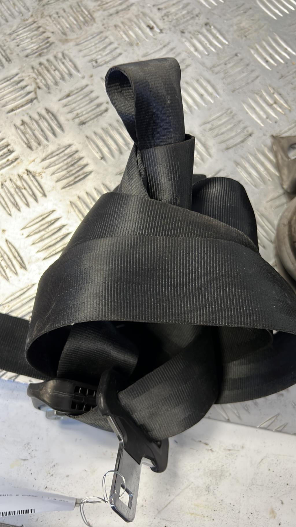 Cintura di sicurezza posteriore sinistra RENAULT SCENIC 2 PHASE 1 Diésel - 1