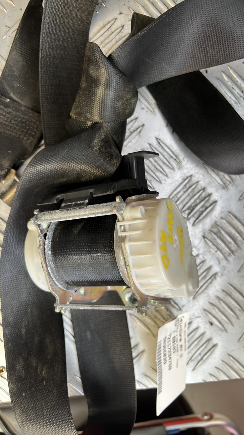 Cintura di sicurezza anteriore destra BMW SERIE 3 E90 PHASE 1 Diésel - 1