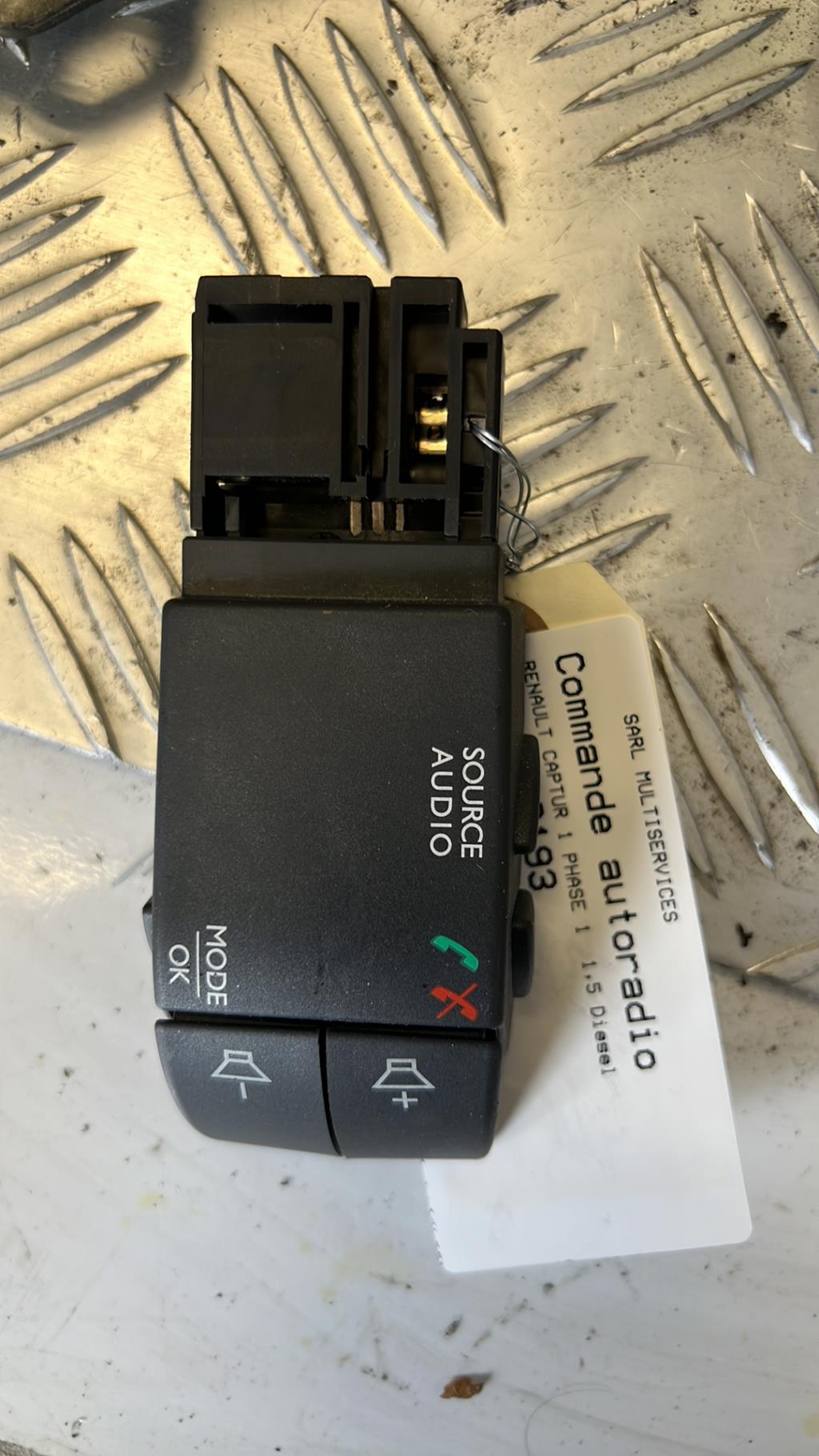 Commande autoradio RENAULT CAPTUR 1 PHASE 1 Diesel - 1