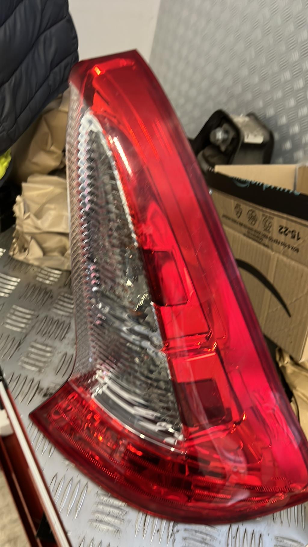 Fanale posteriore principale destro (luci) CITROEN C4 1 PHASE 2 COUPE Gasolina - 1