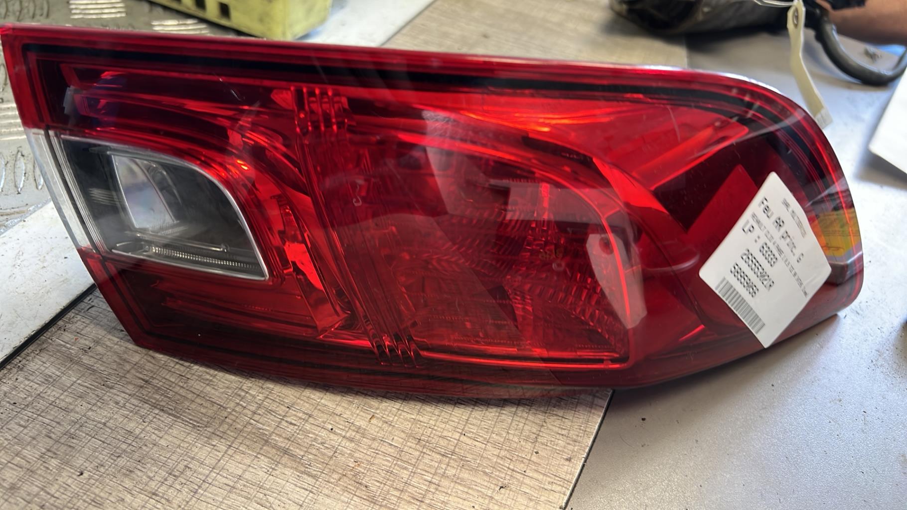 Fanale posteriore principale sinistro (luci) RENAULT CLIO 4 PHASE 1 Diésel - 1