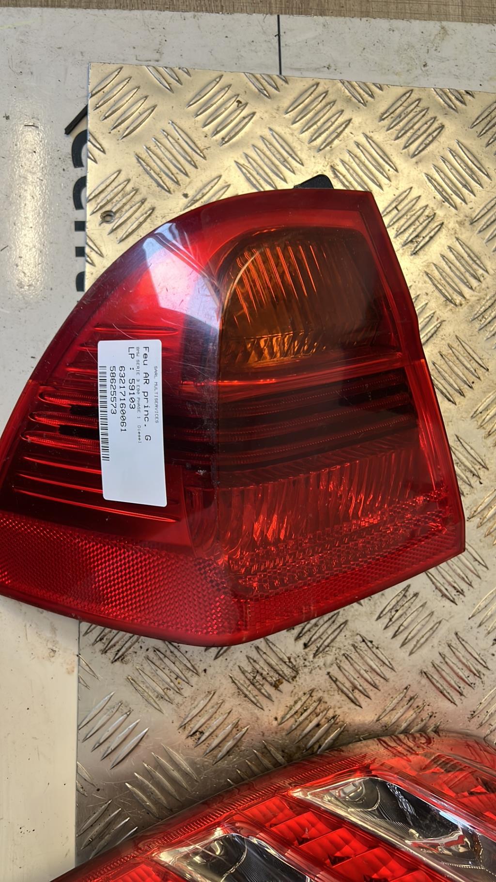 Fanale posteriore principale sinistro (luci) BMW SERIE 3 E90 PHASE 1 Diésel - 1