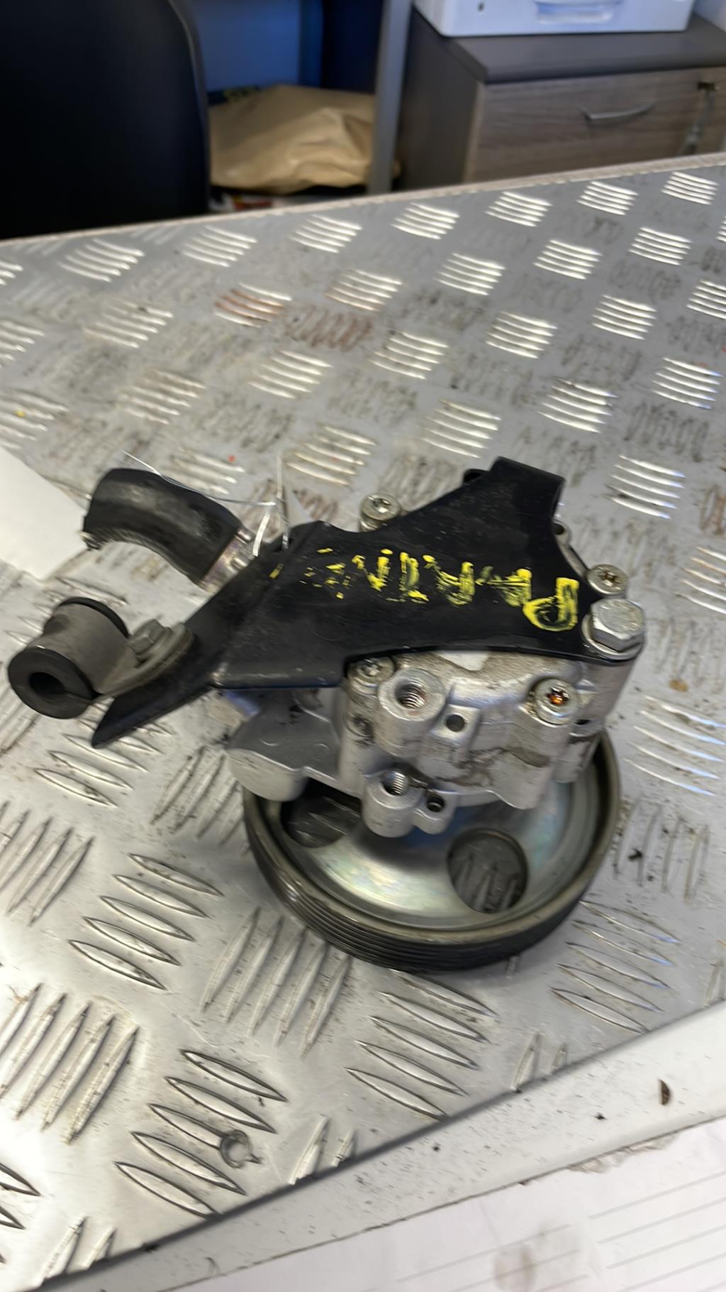 Pompe de direction PEUGEOT PARTNER 2 PHASE 1  - 1