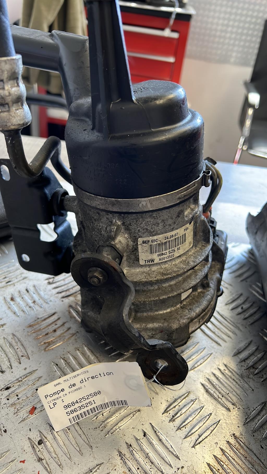 Pompe de direction CITROEN C4 PICASSO 1  - 1