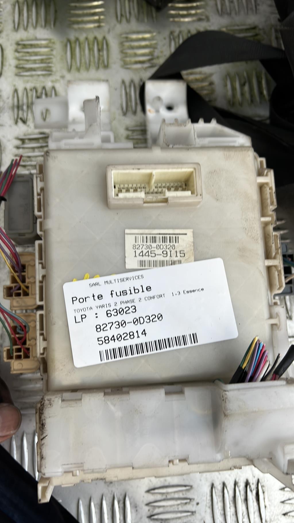 Portafusibili TOYOTA YARIS 2 PHASE 2 Gasolina - 1