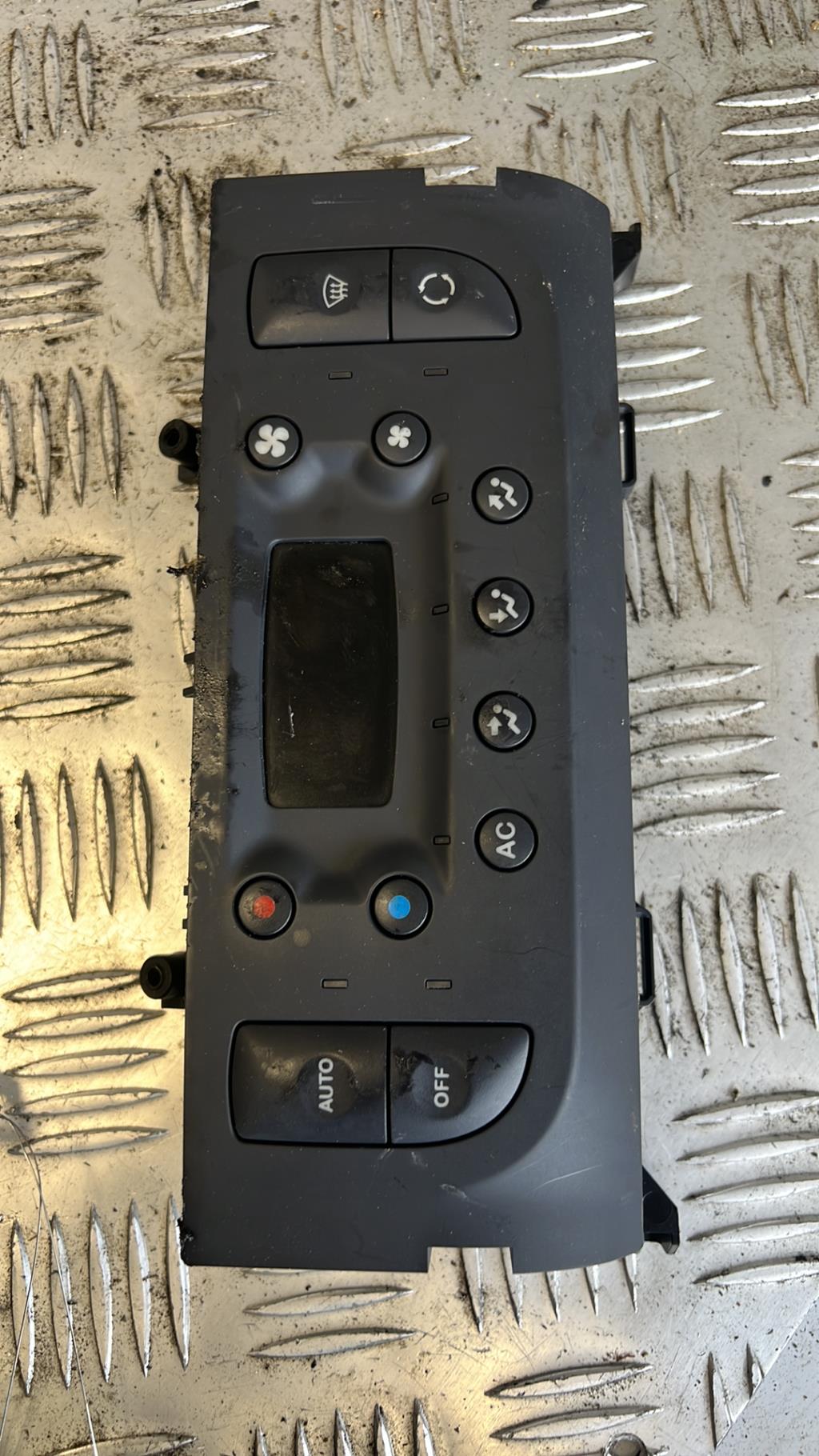Commande chauffage RENAULT CLIO 2 PHASE 2 Diesel - 1