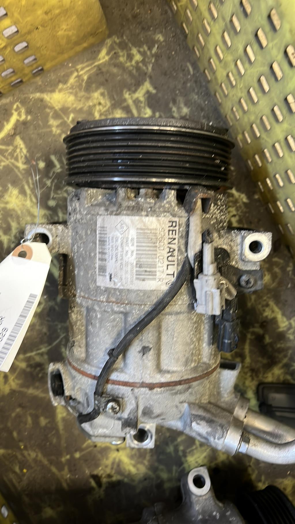 Compresseur clim RENAULT CLIO 4 PHASE 1 Essence - 1