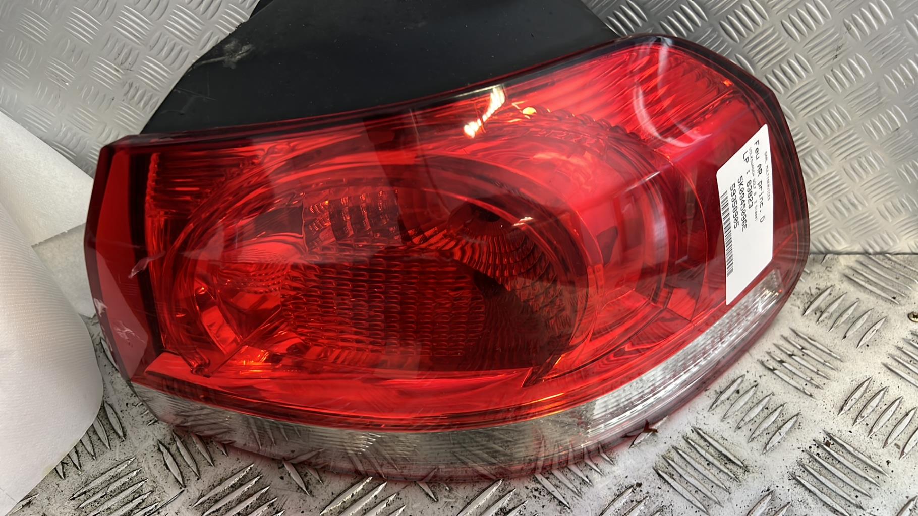 Fanale posteriore principale destro (luci) VOLKSWAGEN GOLF 6 Diésel - 1