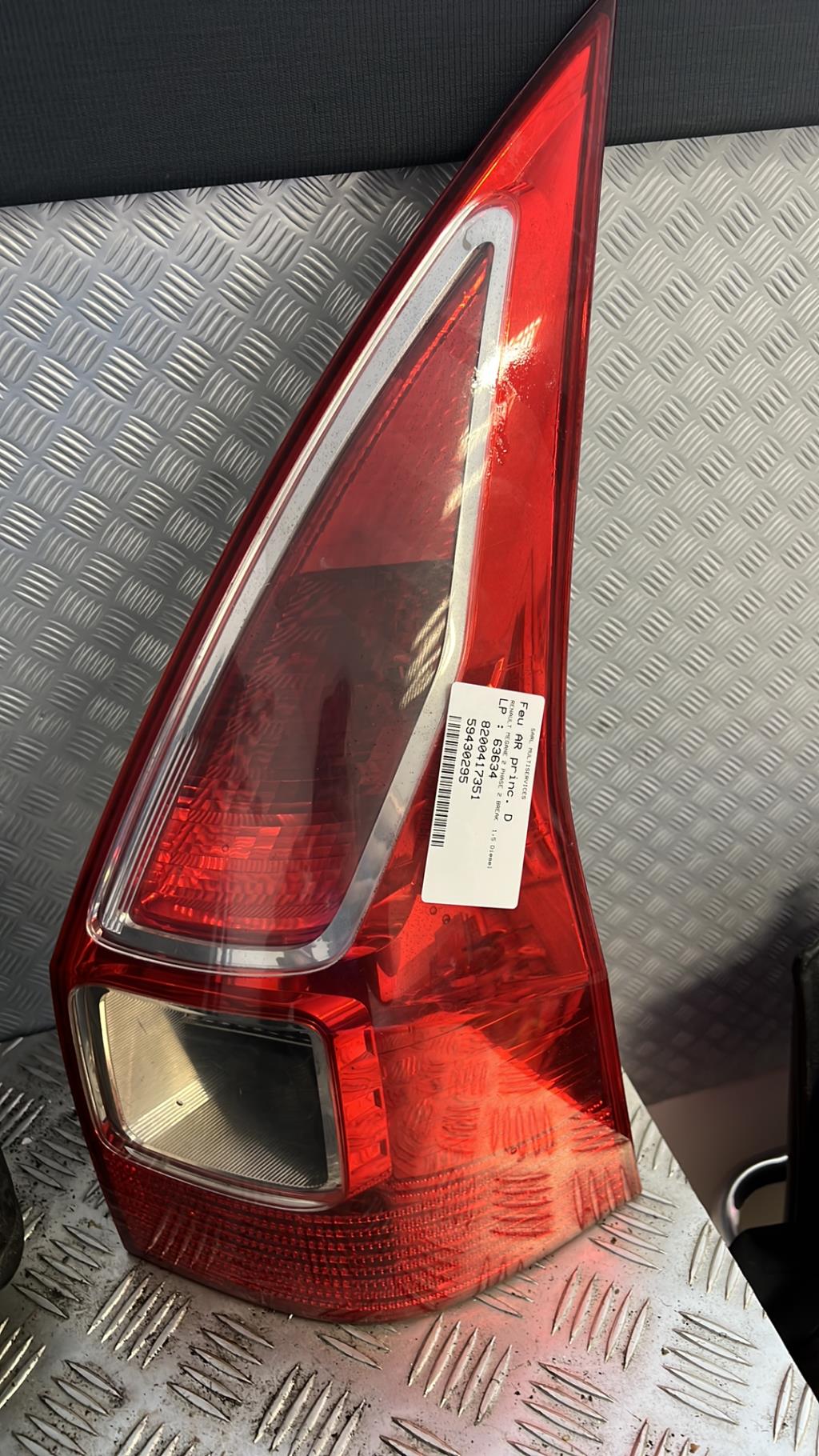 Fanale posteriore principale destro (luci) RENAULT MEGANE 2 PHASE 2 BREAK Diésel - 1