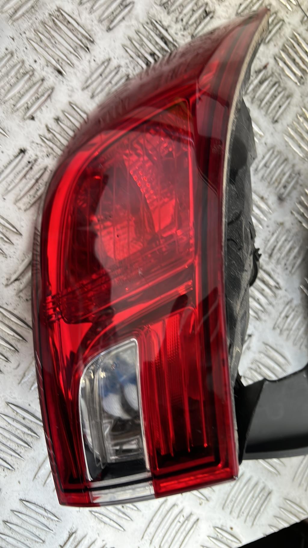 Fanale posteriore principale sinistro (luci) RENAULT CLIO 4 PHASE 1 Gasolina - 1