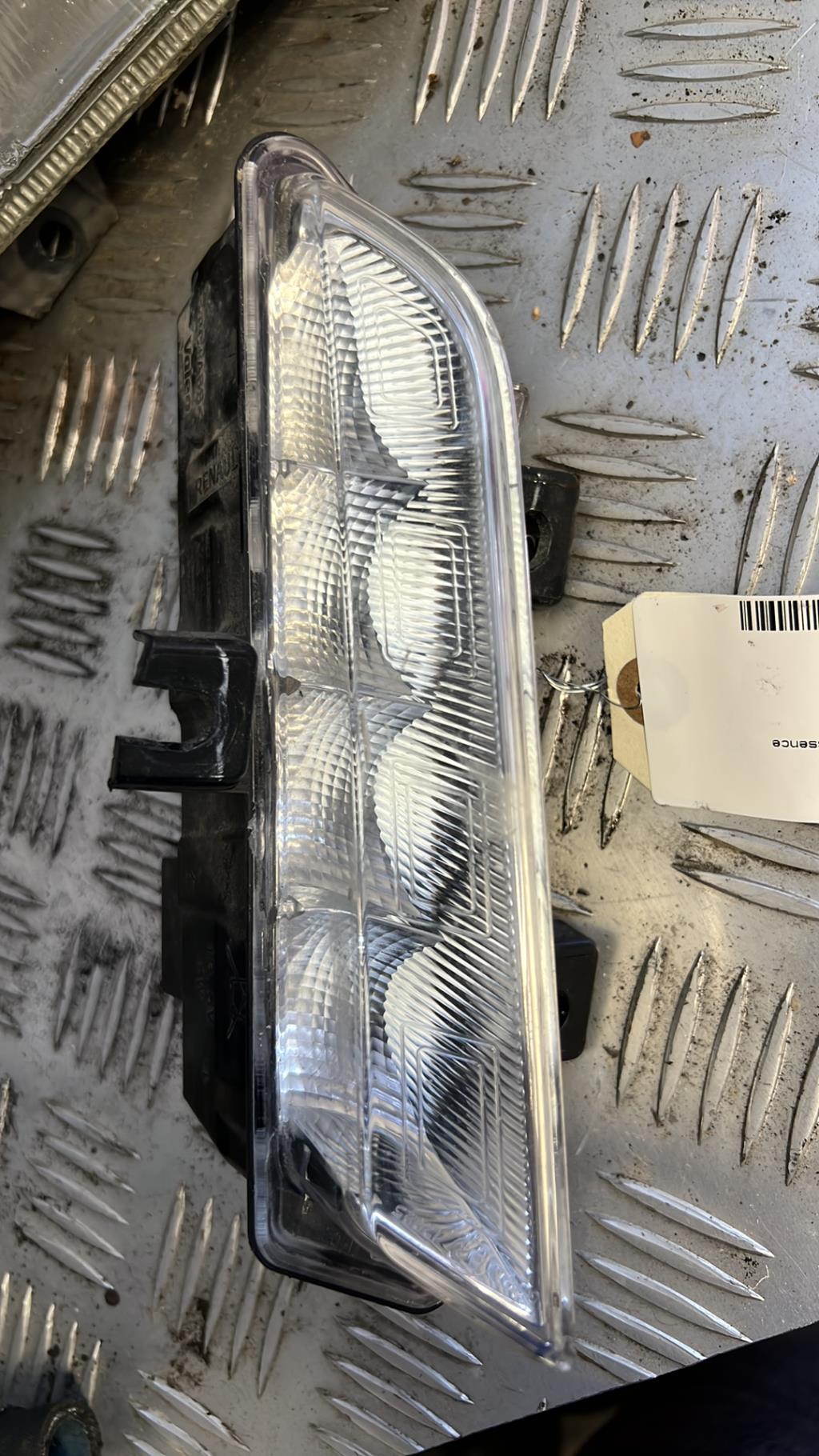 Luce di marcia diurna anteriore sinistra RENAULT CLIO 4 PHASE 1 Gasolina - 1