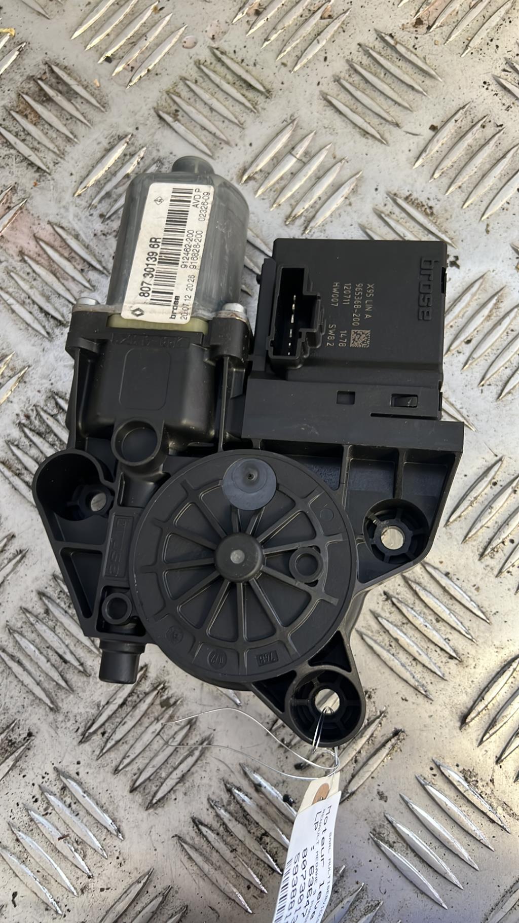 Motore alzacristalli anteriore destro RENAULT MEGANE 3 PHASE 2 BREAK Diésel - 1