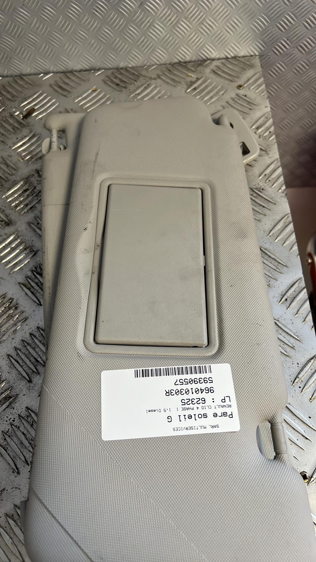 Pare soleil gauche RENAULT CLIO 4 PHASE 1 Diesel - 1
