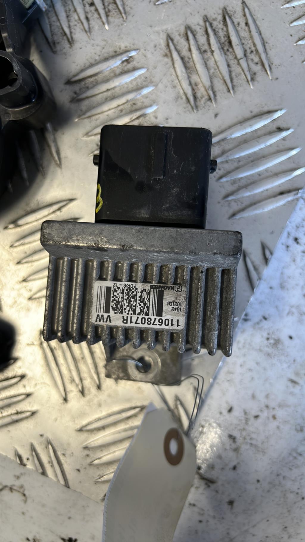 Relais de prechauffage RENAULT MEGANE 3 PHASE 2 BREAK Diesel - 1