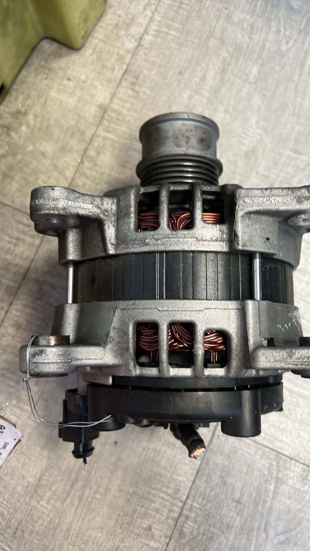Alternatore VOLKSWAGEN TIGUAN 2 PHASE 1 Gasolina - 1