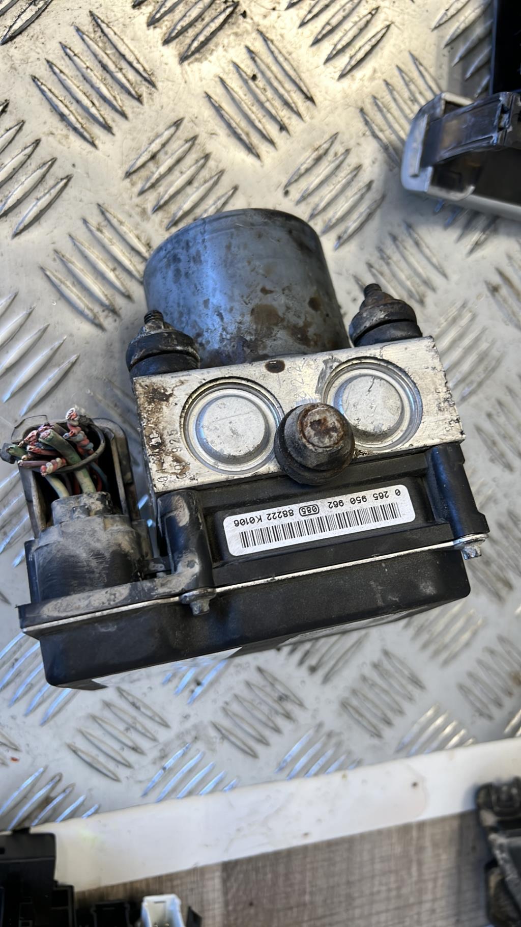 Blocco ABS (antibloccaggio freni) CITROEN C4 PICASSO 1 Diésel - 1
