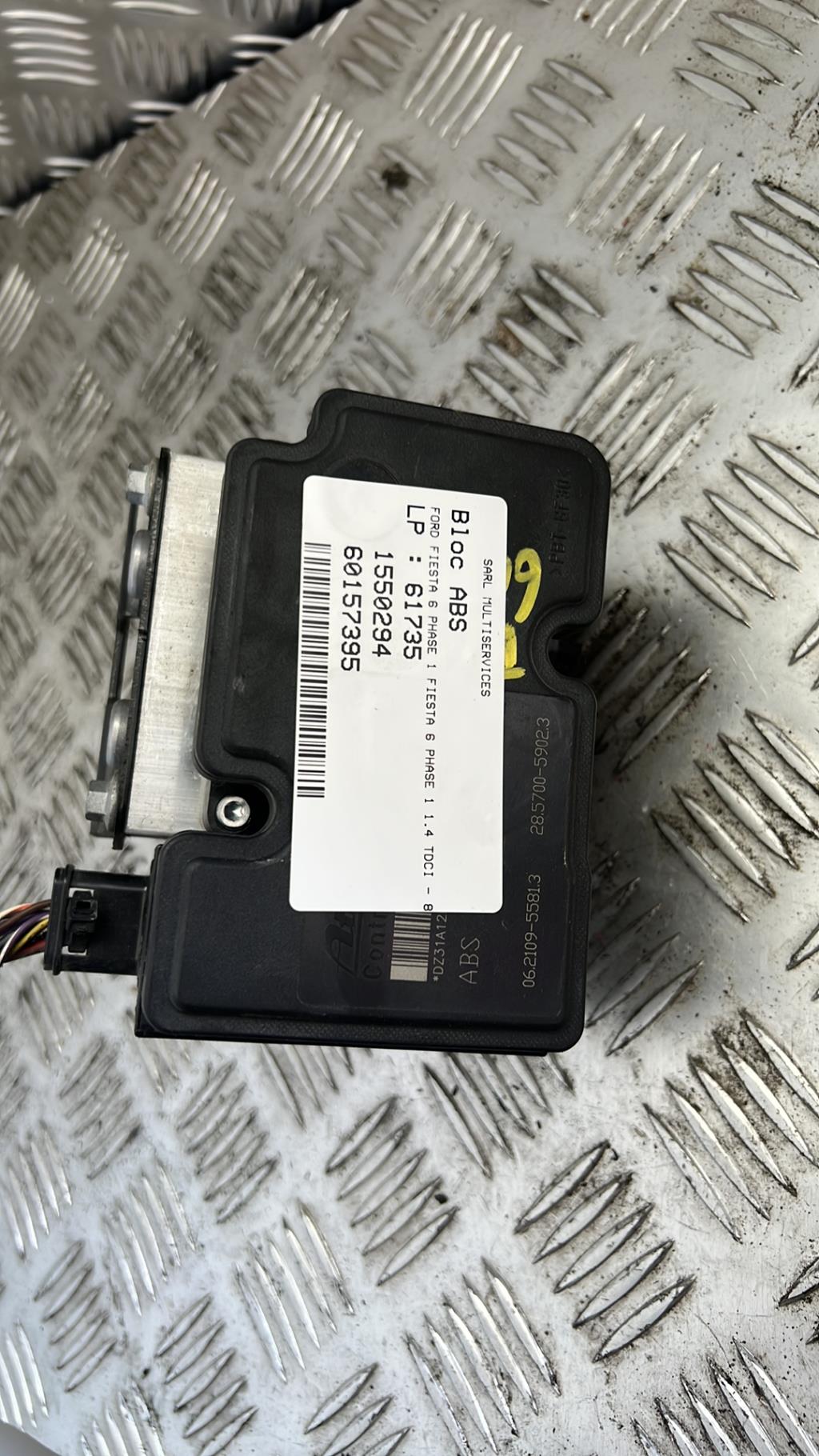 Blocco ABS (antibloccaggio freni) FORD FIESTA 6 PHASE 1 Diésel - 1