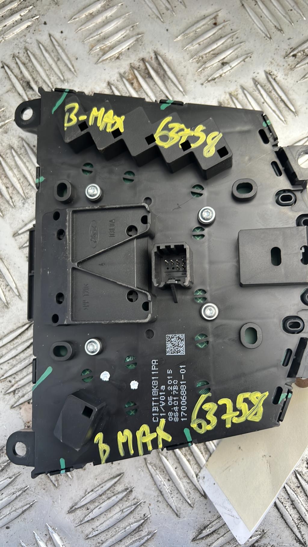 Commande autoradio FORD B-MAX Essence - 1