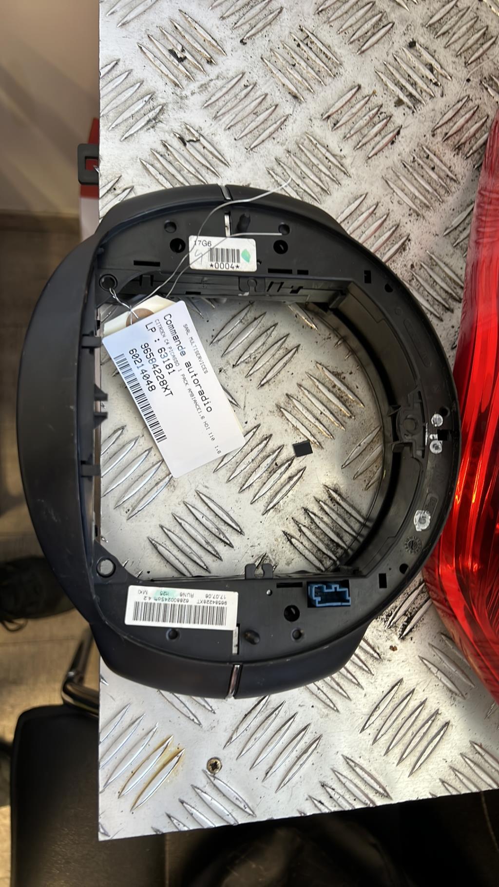 Commande autoradio CITROEN C4 PICASSO 1 Diesel - 1
