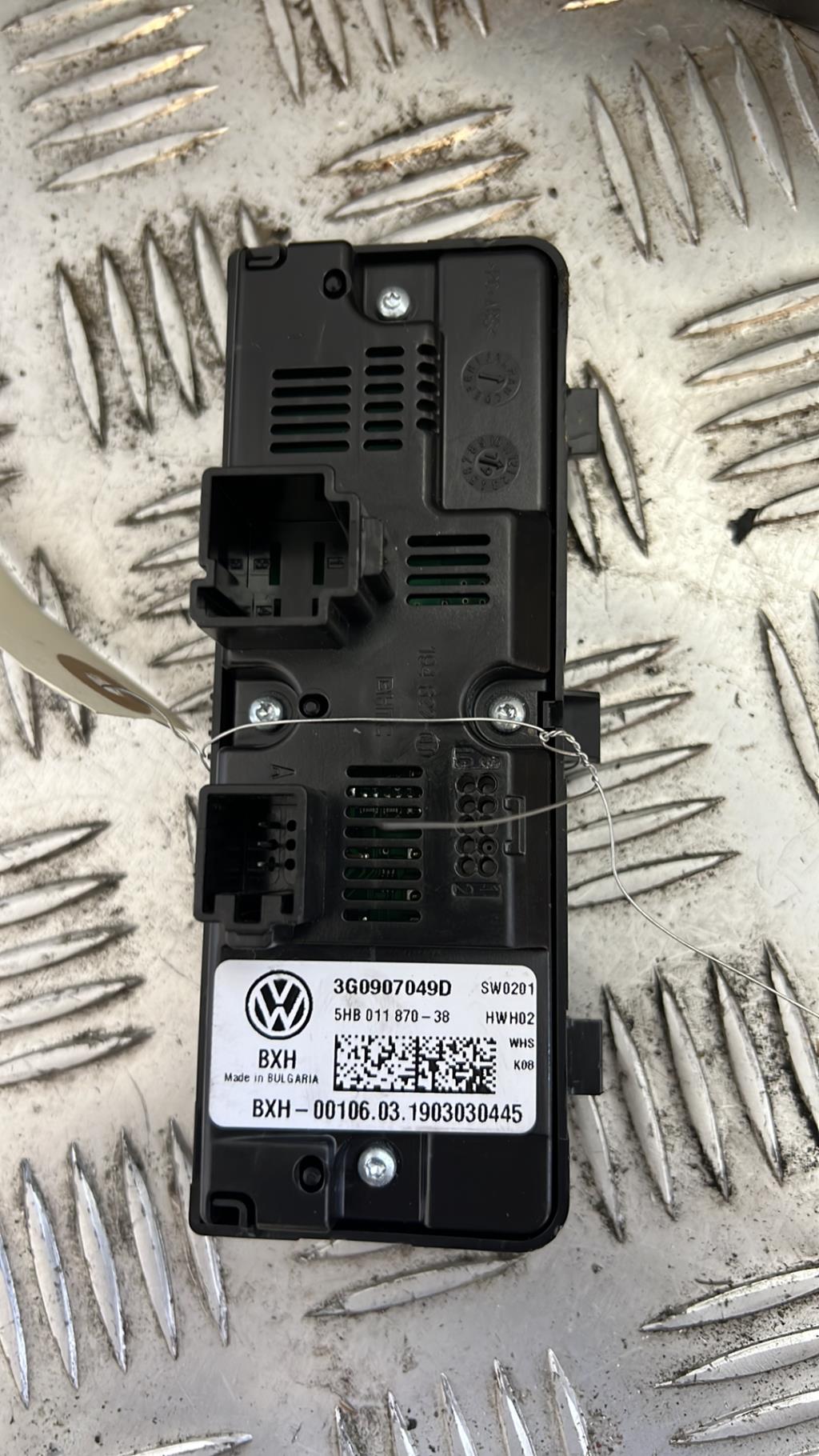 Commande chauffage VOLKSWAGEN TIGUAN 2 PHASE 1 Essence - 1