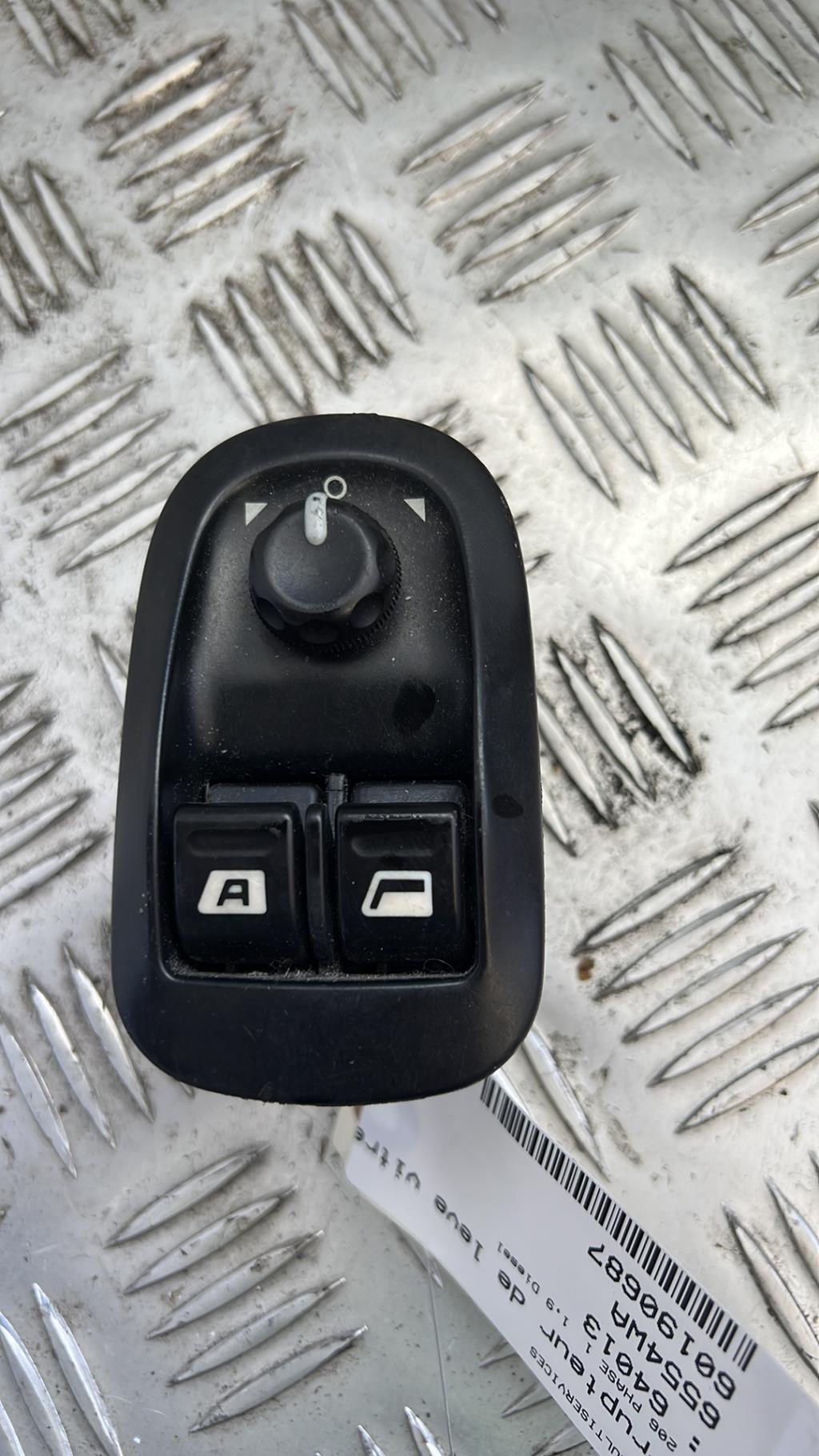 Interruttore lavacristalli anteriore sinistro PEUGEOT 206 PHASE 1 Diésel - 1