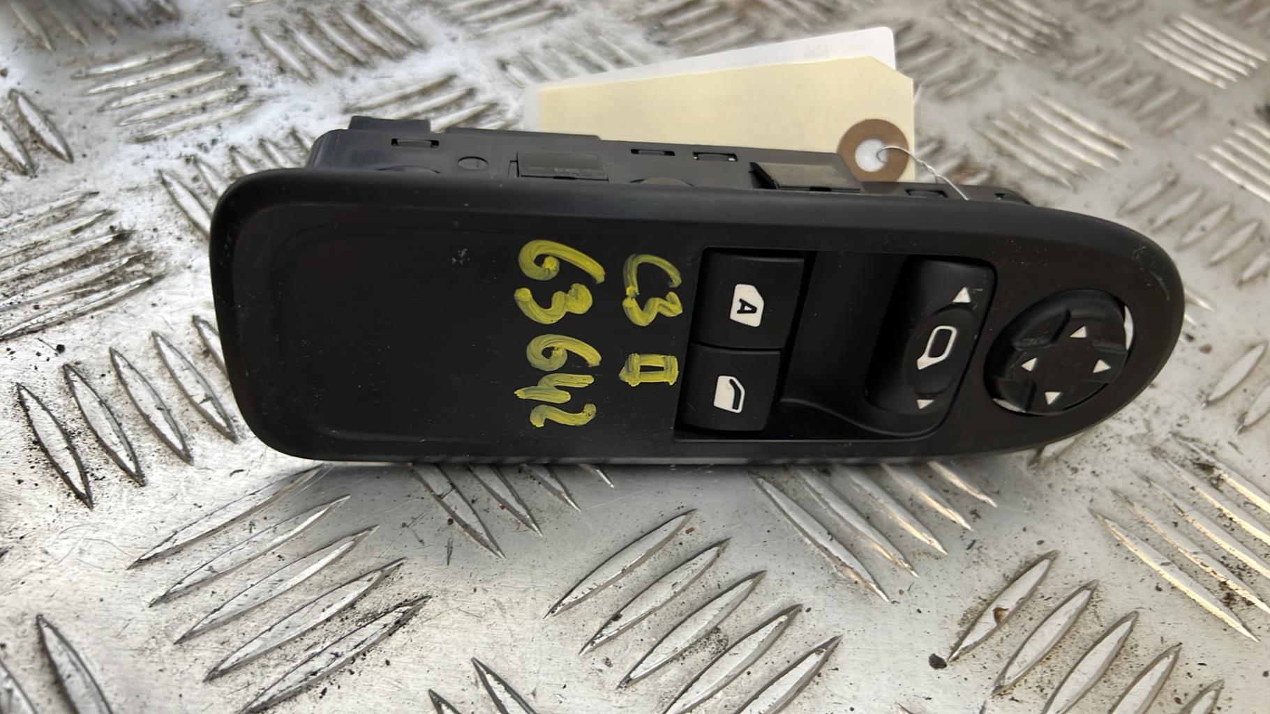 Interruttore lavacristalli anteriore sinistro CITROEN C3 2 PHASE 1 Diésel - 1