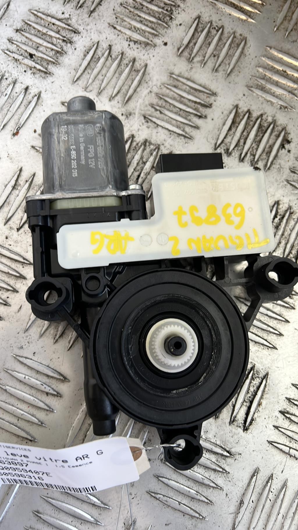Motore alzacristalli posteriore sinistro VOLKSWAGEN TIGUAN 2 PHASE 1 Gasolina - 1