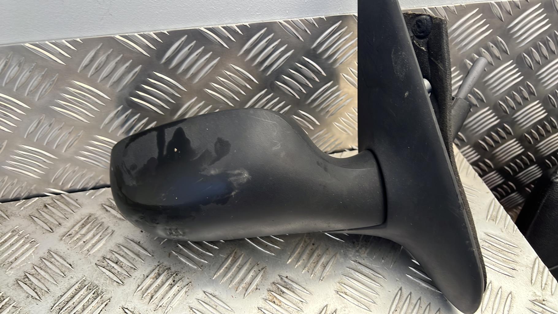 Retrovisor derecho RENAULT CLIO 2 PHASE 1 Diésel - 1