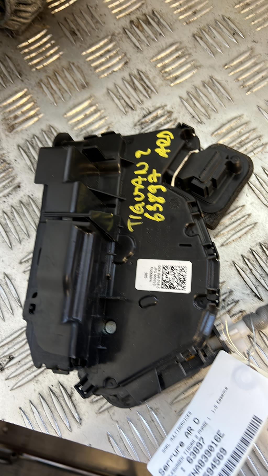 Serratura posteriore destra VOLKSWAGEN TIGUAN 2 PHASE 1 Gasolina - 1