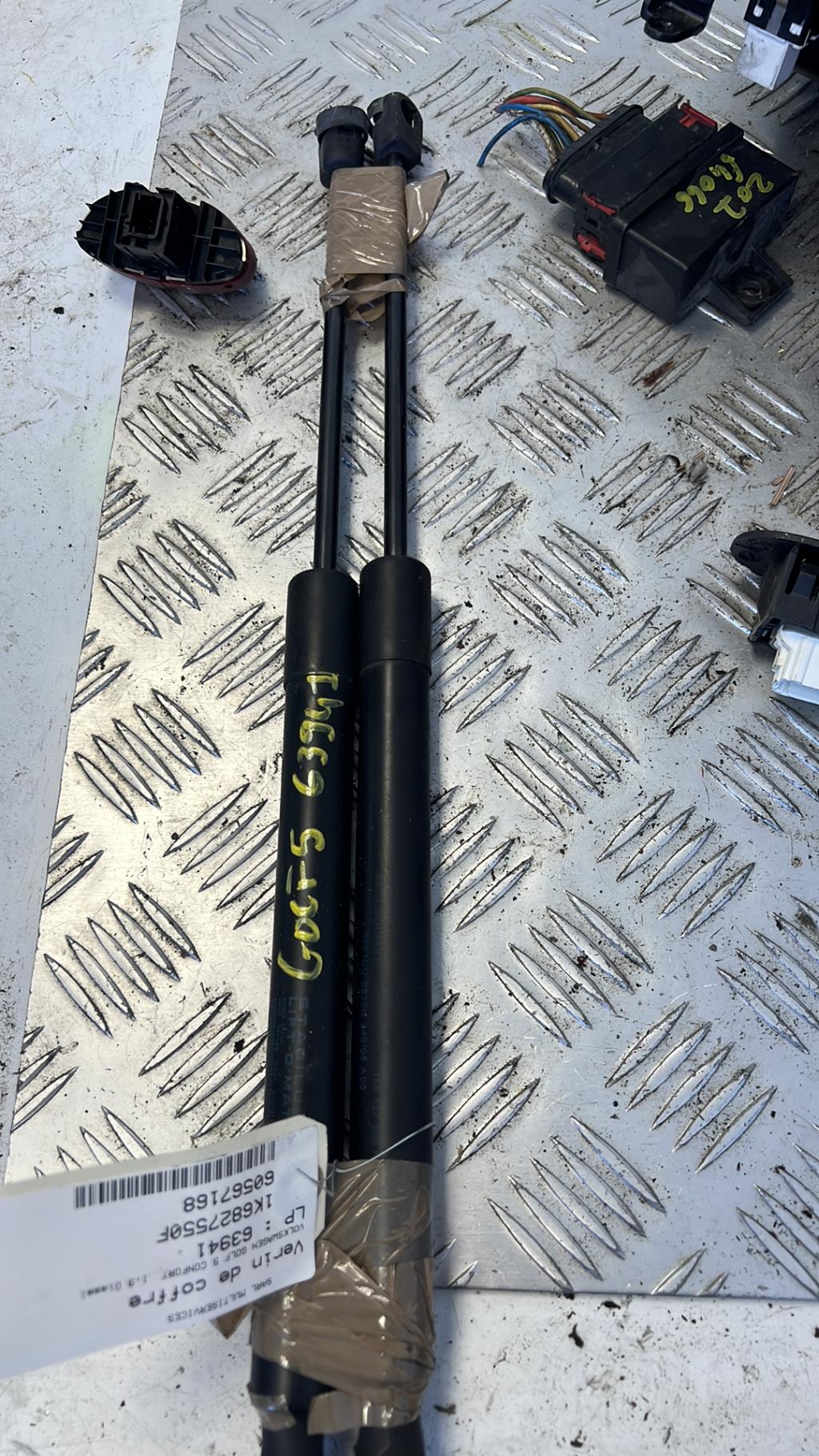 Molla a gas bagagliaio VOLKSWAGEN GOLF 5 Diésel - 1