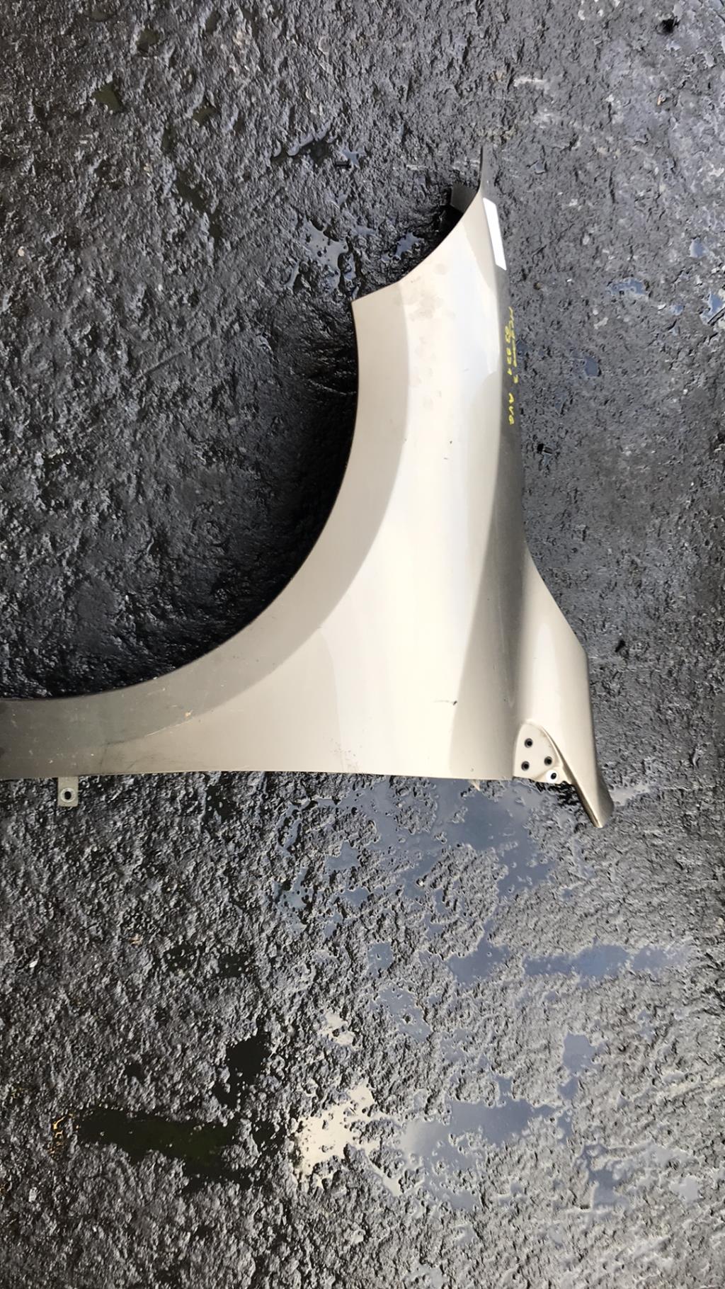 Parafango anteriore sinistro RENAULT MEGANE 3 PHASE 1 Diésel - 1