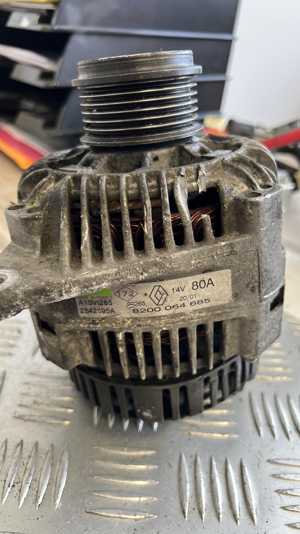 Alternateur RENAULT CLIO 2 PHASE 1 Diesel - 1