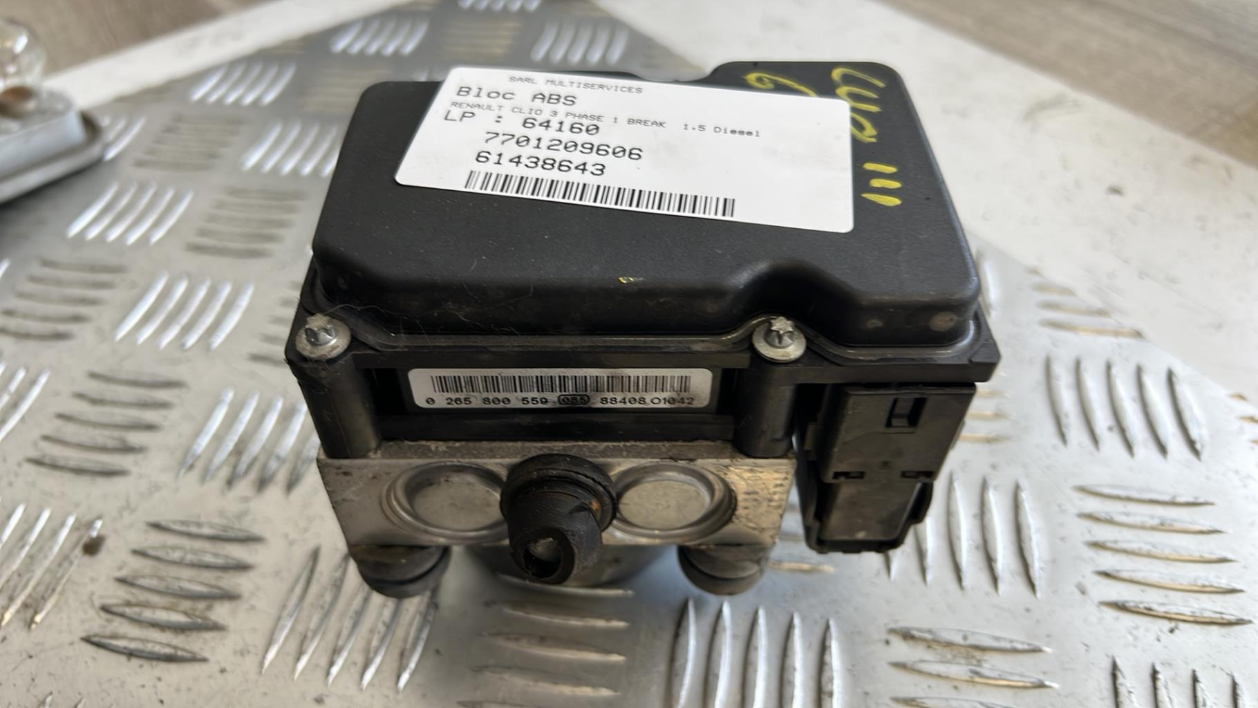Blocco ABS (antibloccaggio freni) RENAULT CLIO 3 PHASE 1 BREAK Diésel - 1