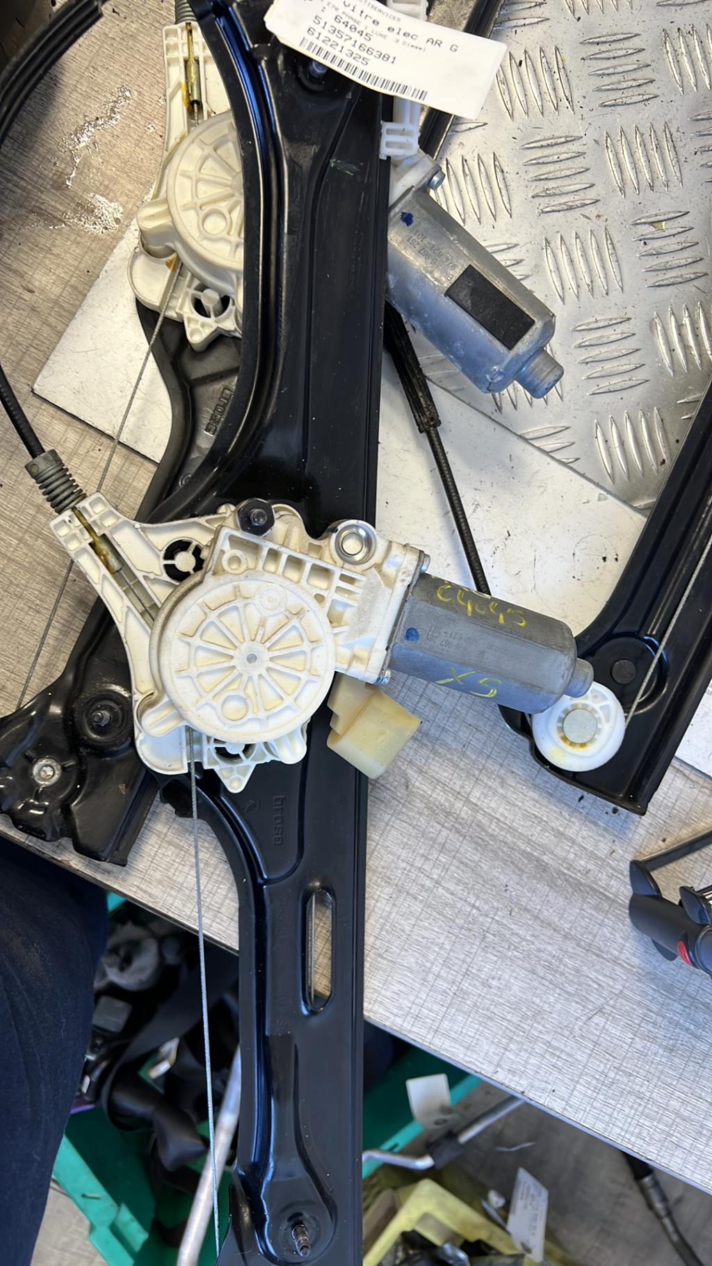 Alzacristalli elettrico posteriore sinistro BMW X5 E70 PHASE 2 Diésel - 1