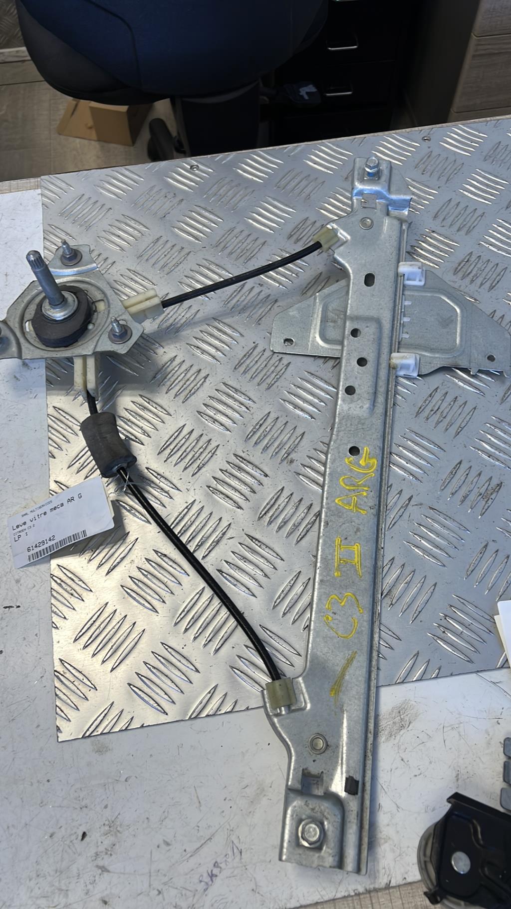 Alzacristalli manuale posteriore sinistro CITROEN C3 2 PHASE 1 Diésel - 1