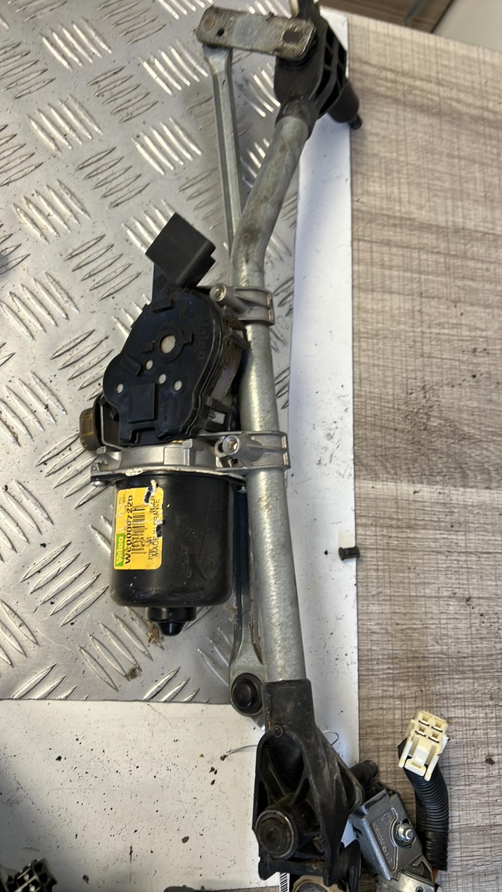 Motore tergicristallo anteriore RENAULT MEGANE 3 PHASE 1 Diésel - 1