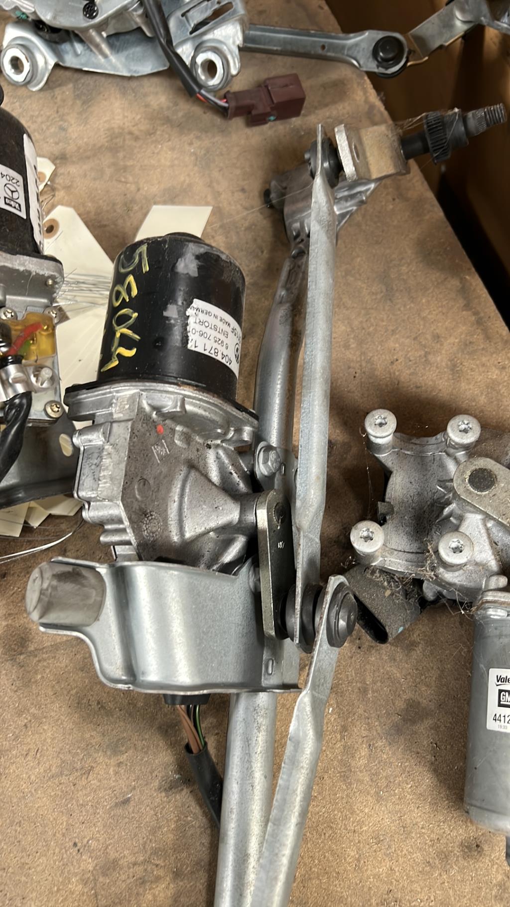 Motore tergicristallo anteriore BMW SERIE 1 E87 PHASE 1 Gasolina - 1
