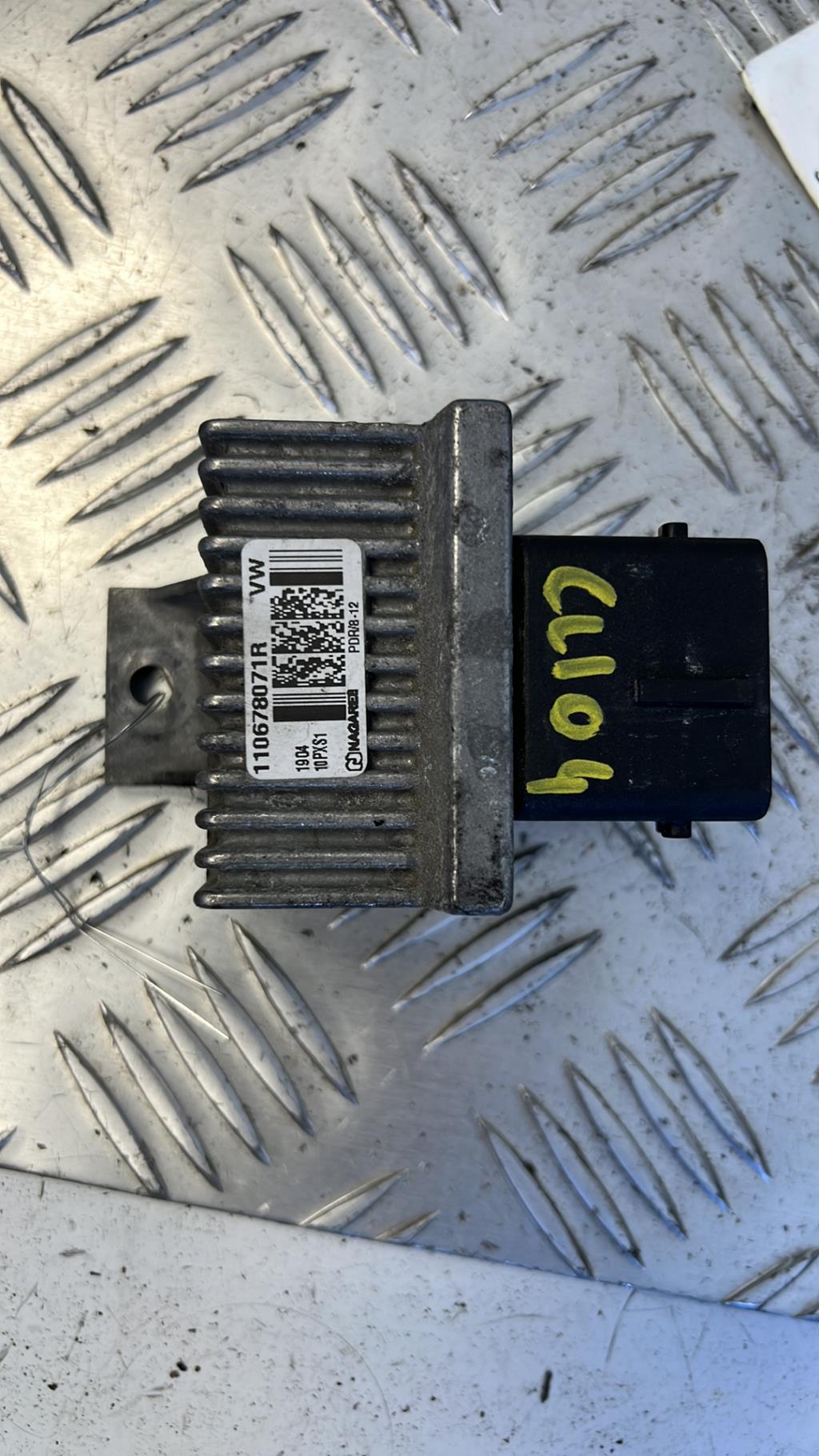 Relais de prechauffage RENAULT CLIO 4 PHASE 1 Diesel - 1