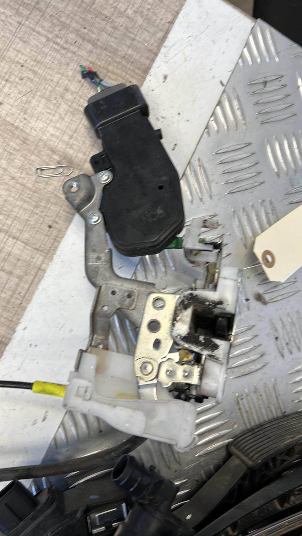 Serratura anteriore sinistra CITROEN C1 1 PHASE 2 Gasolina - 1