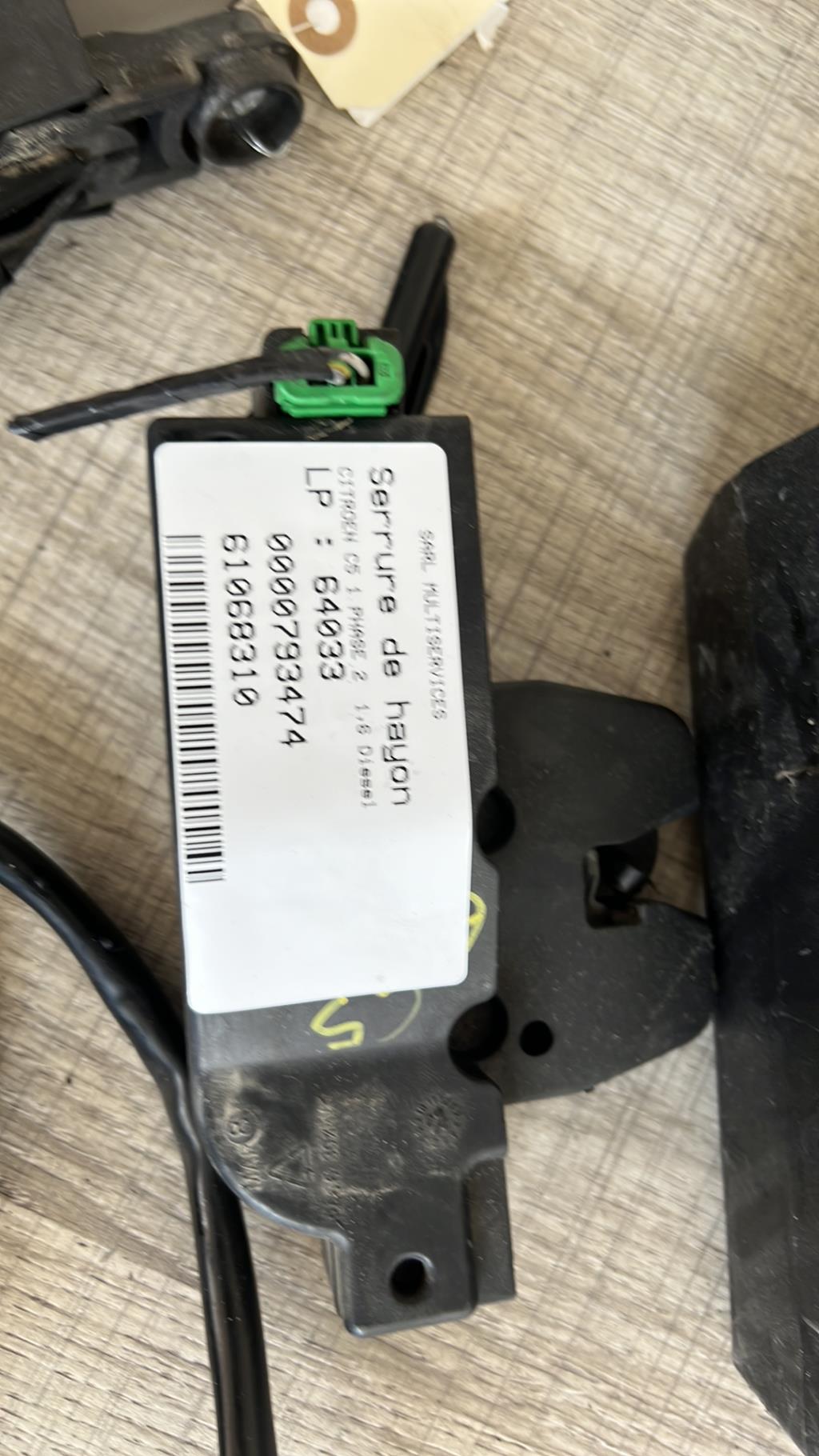 Serrure de hayon CITROEN C5 1 PHASE 2 Diesel - 1