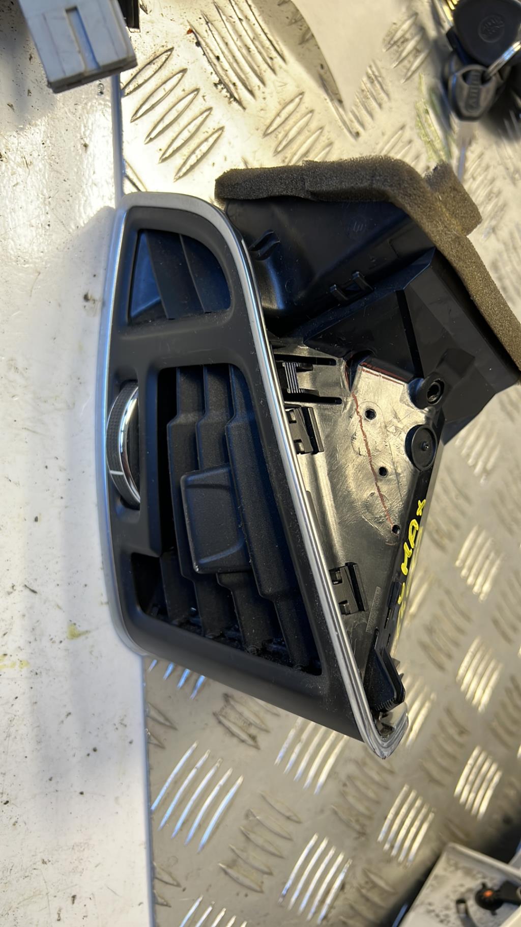 Bocchetta aerazione cruscotto anteriore sinistra FORD C-MAX 2 PHASE 1 Diésel - 1