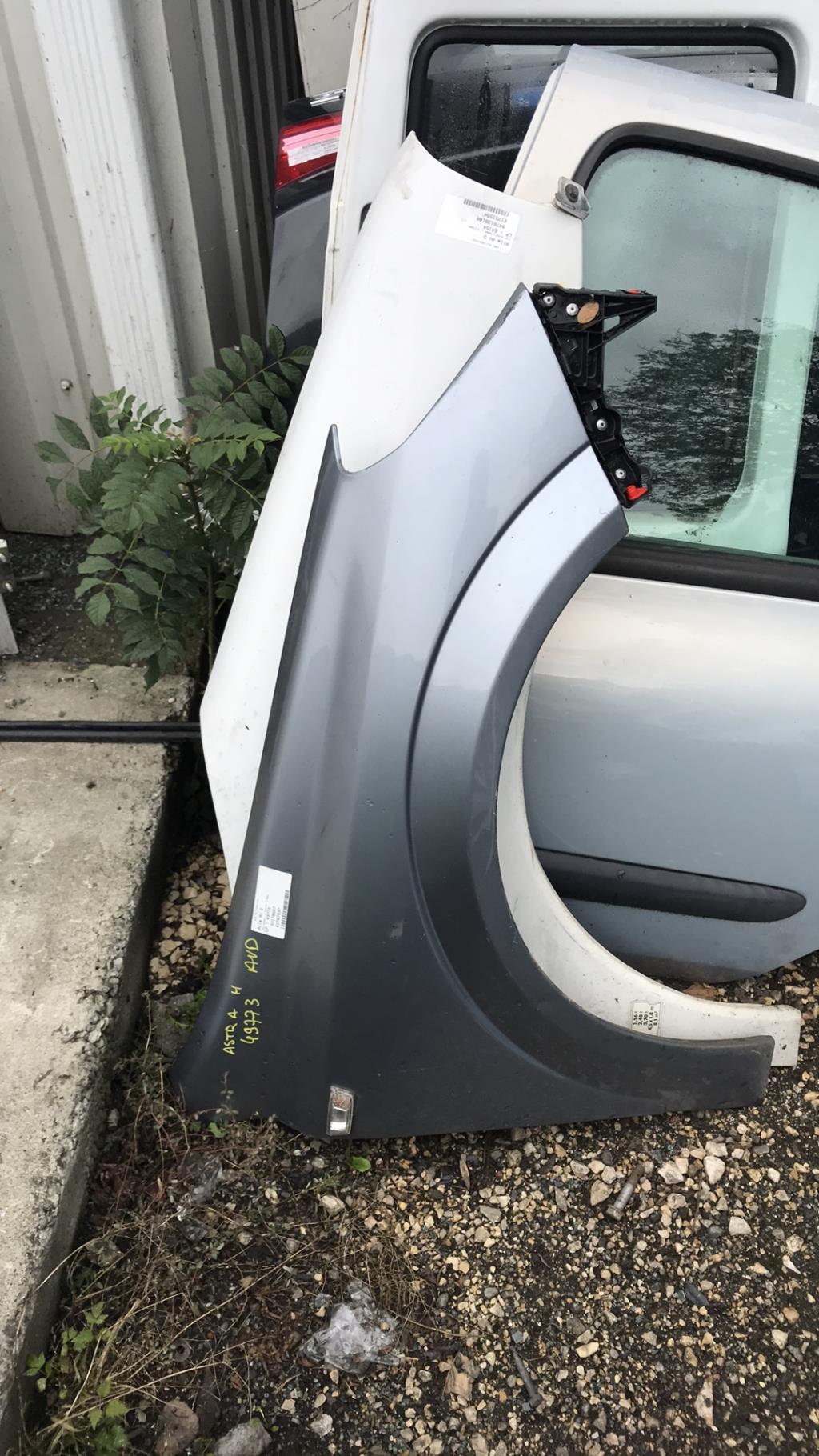 Parafango anteriore destro OPEL ASTRA H TWINTOP CABRIOLET Diésel - 1
