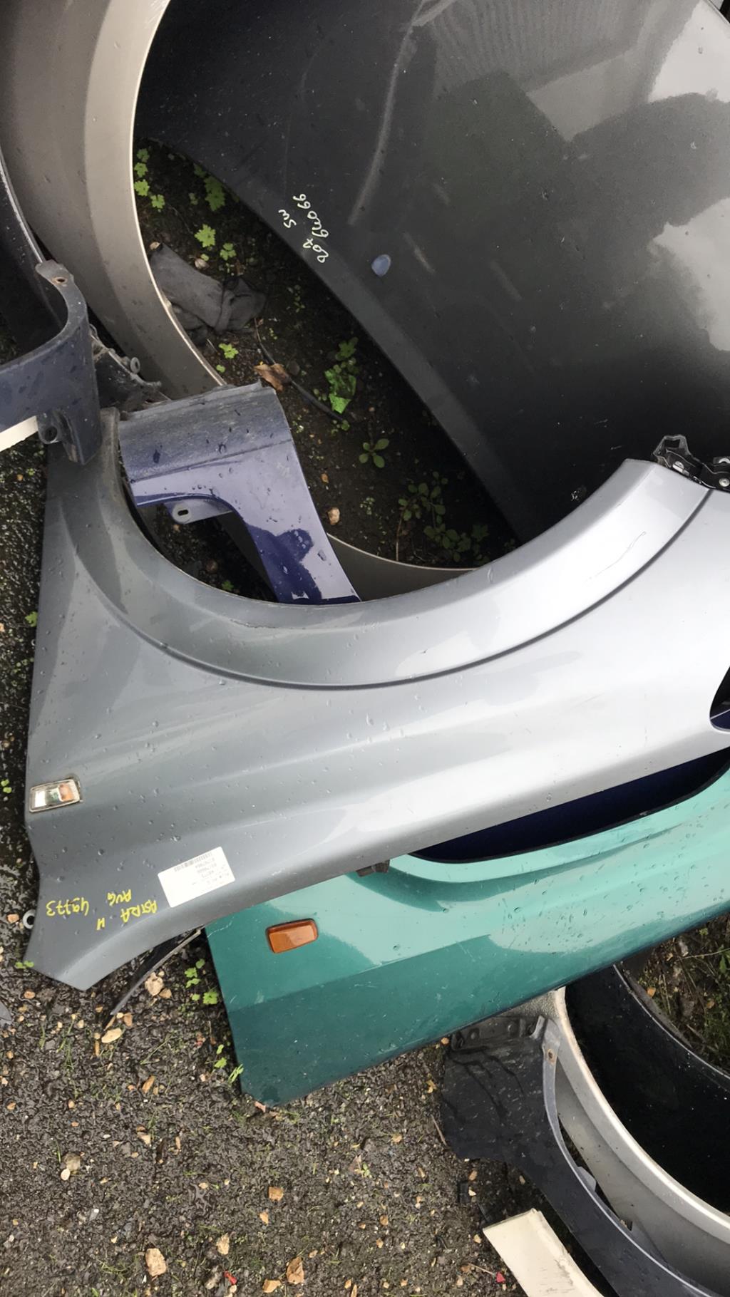 Parafango anteriore sinistro OPEL ASTRA H TWINTOP CABRIOLET Diésel - 1
