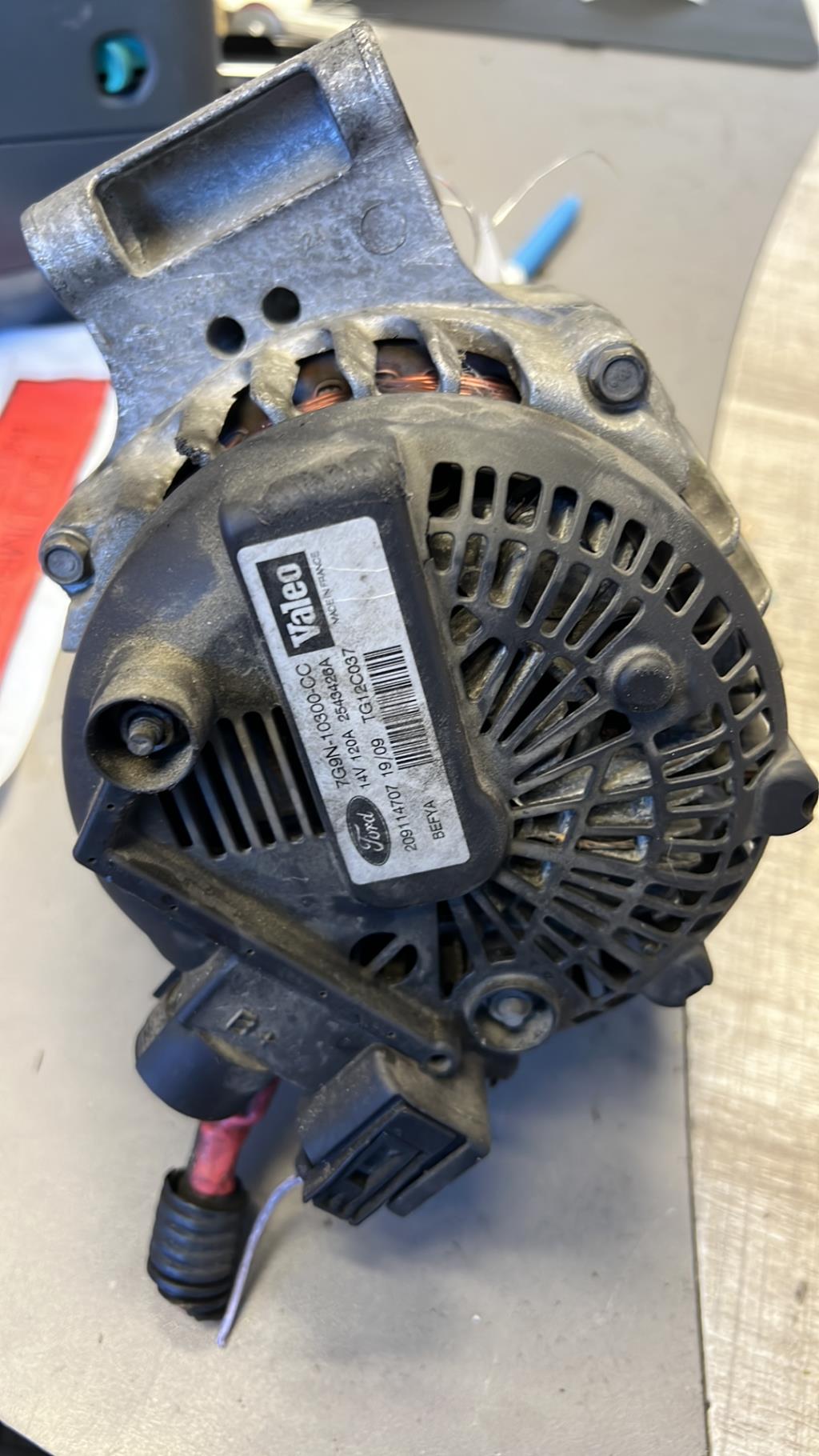 Alternatore FORD FIESTA 6 PHASE 1 Diésel - 1