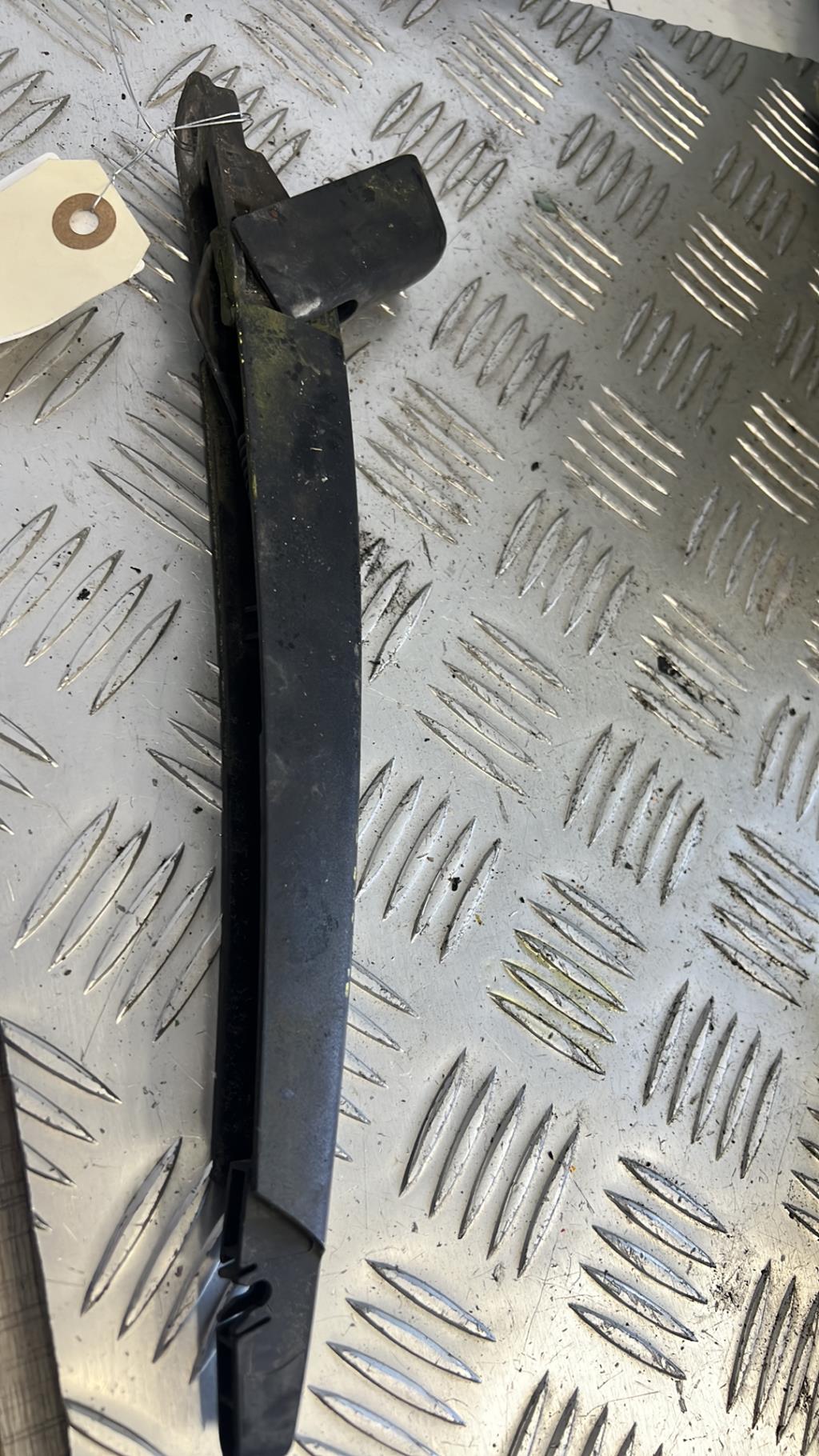 Braccio tergicristallo posteriore RENAULT CLIO 2 PHASE 2 Gasolina - 1